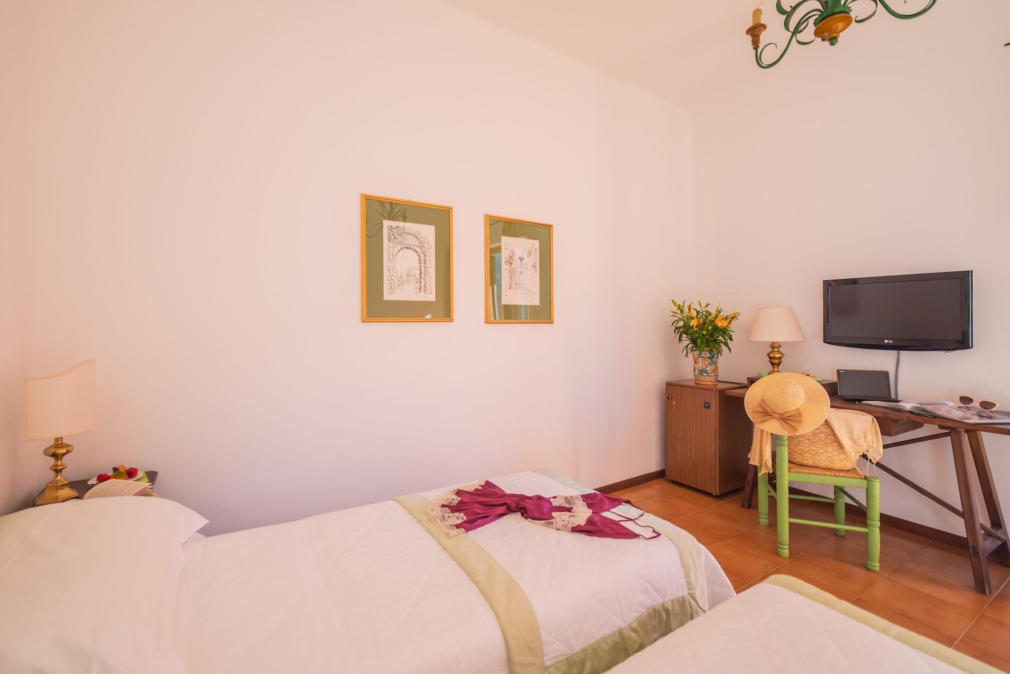 Hotel Villa Sirina ตาออร์มินา ภายนอก รูปภาพ