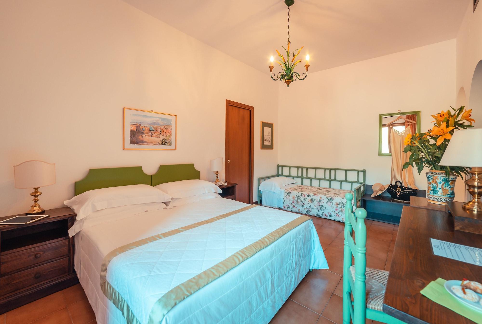Hotel Villa Sirina ตาออร์มินา ภายนอก รูปภาพ