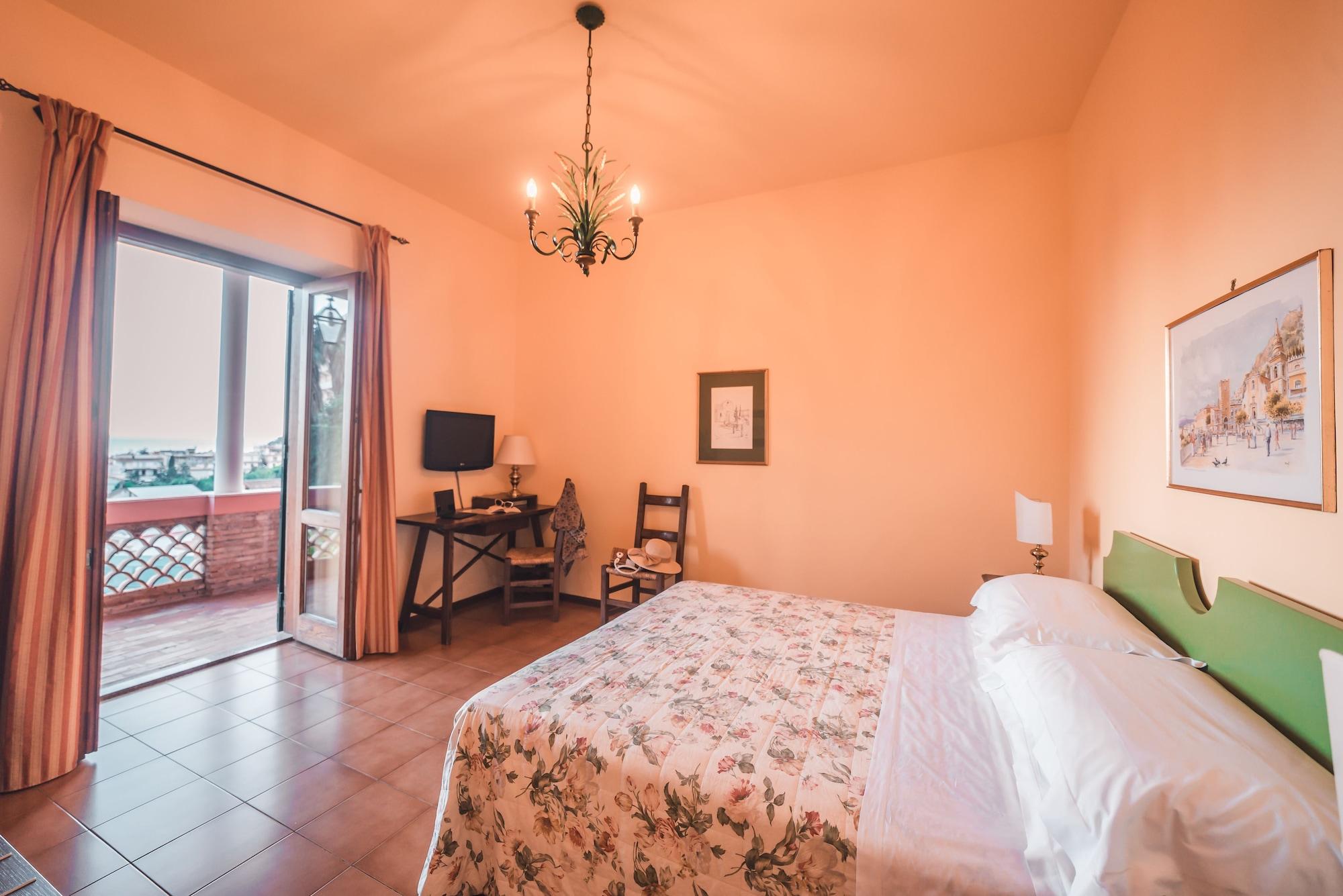 Hotel Villa Sirina ตาออร์มินา ภายนอก รูปภาพ