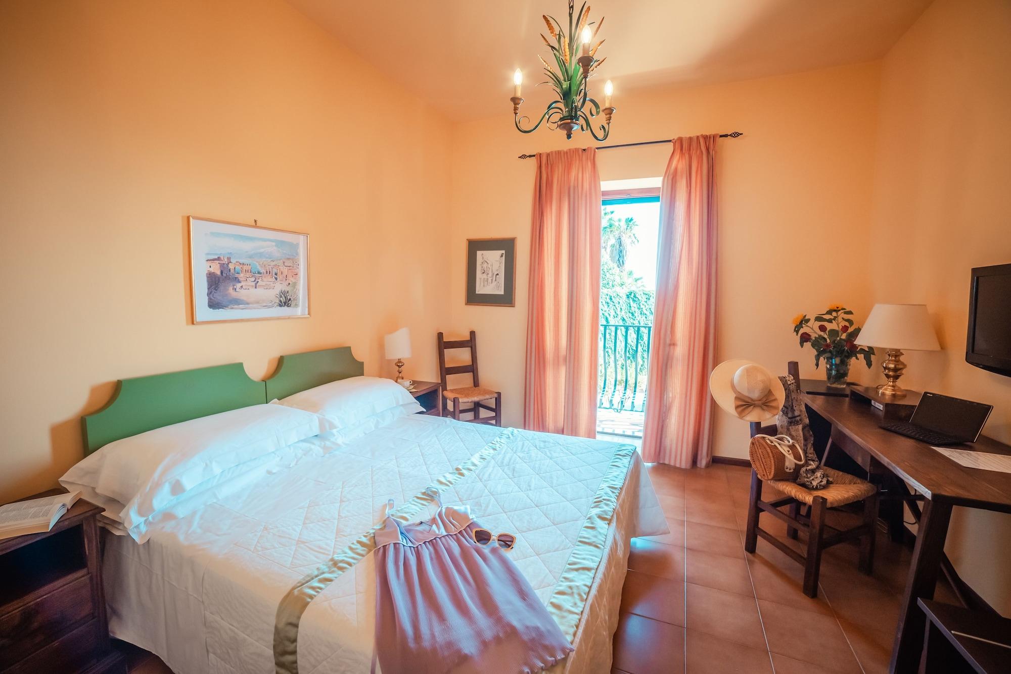 Hotel Villa Sirina ตาออร์มินา ภายนอก รูปภาพ