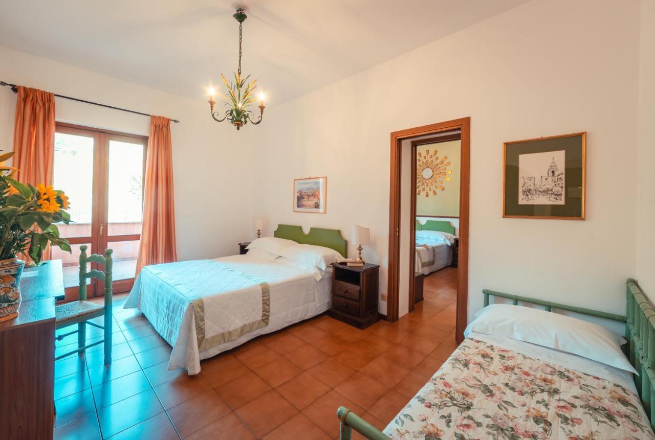 Hotel Villa Sirina ตาออร์มินา ภายนอก รูปภาพ